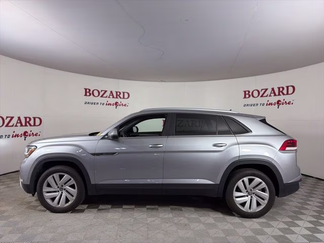 2022 Silver Volkswagen Atlas Cross Sport 2.0T SE w/Technology FWD SUV