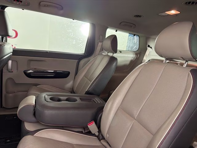 2017 Midnight Kia Sedona EX FWD Van