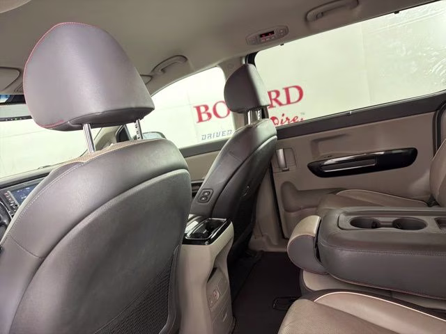 2017 Midnight Kia Sedona EX FWD Van