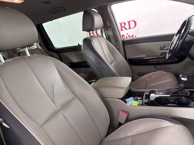 2017 Midnight Kia Sedona EX FWD Van