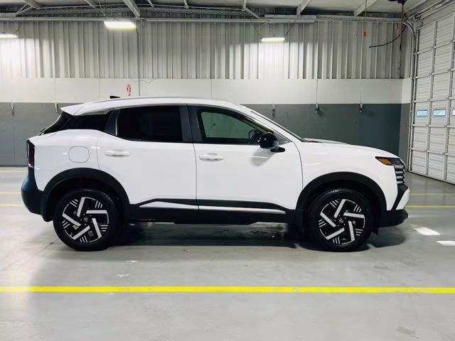 2026 Fresh Powder Nissan Kicks SV FWD SUV