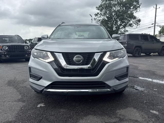 2019 Brilliant Silver Metallic Nissan Rogue SV FWD SUV