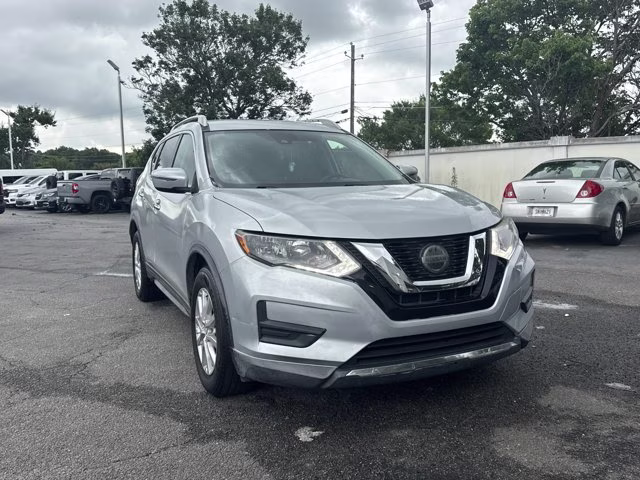 2019 Brilliant Silver Metallic Nissan Rogue SV FWD SUV