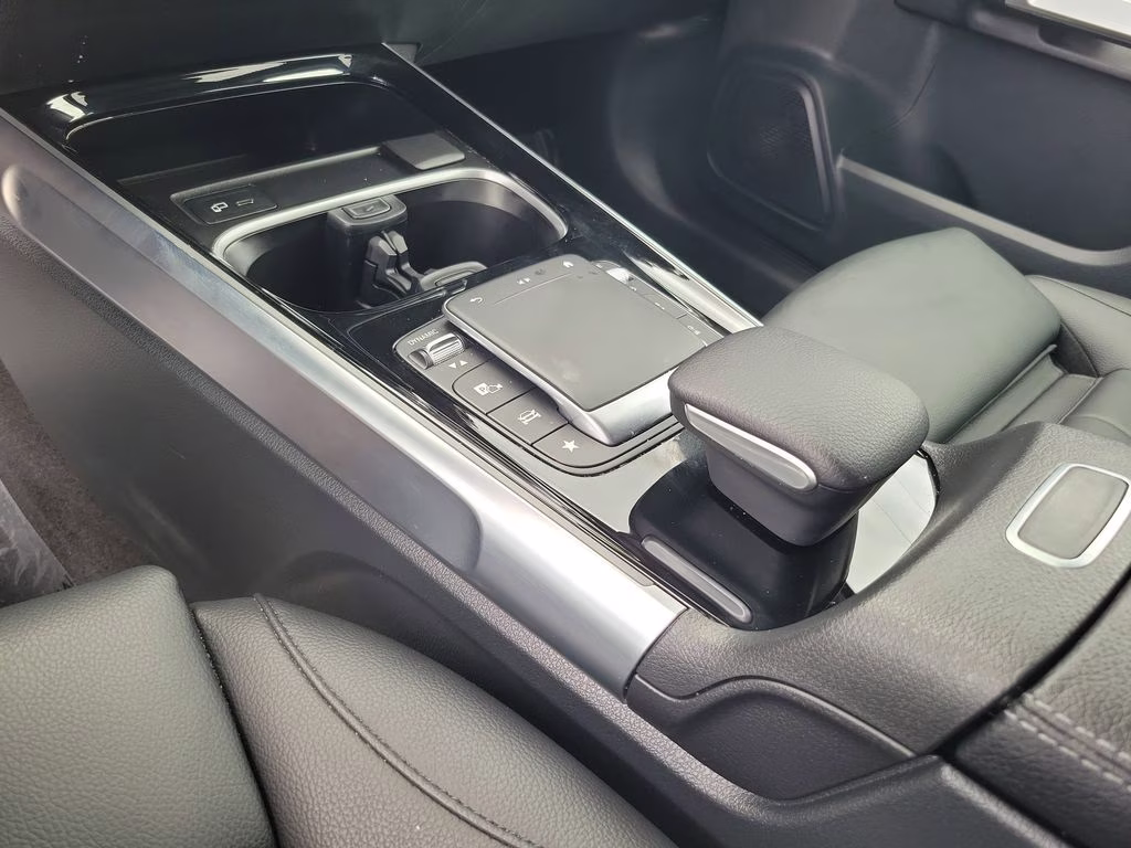 2023 Night Black Mercedes-Benz GLB 250 4MATIC AWD SUV