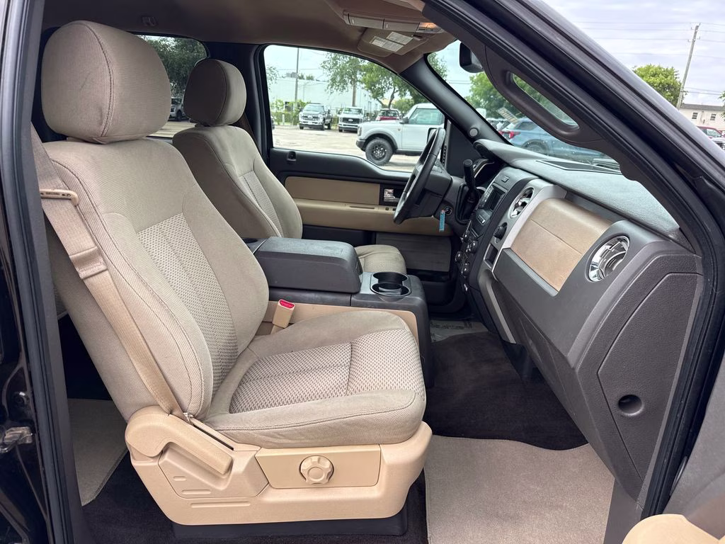 2014 Kodiak Brown Metallic Ford F-150 XLT RWD Truck