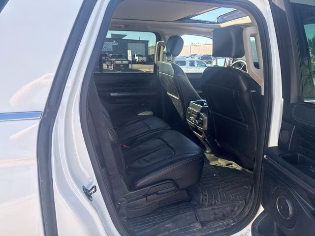 2020 White Ford Expedition Max Platinum 4X4 SUV
