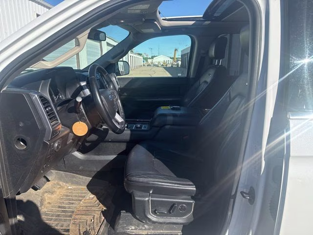 2020 White Ford Expedition Max Platinum 4X4 SUV