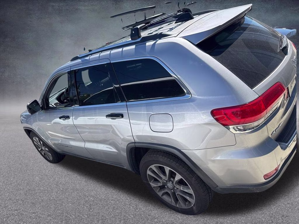 2018 Billet Silver Metallic Clearcoat Jeep Grand Cherokee Limited 4X4 SUV