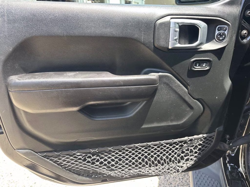 2020 Black Clearcoat Jeep Gladiator Sport 4X4 Truck