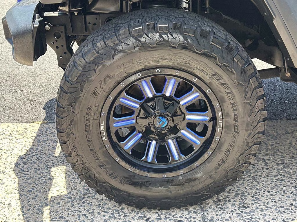 2020 Black Clearcoat Jeep Gladiator Sport 4X4 Truck