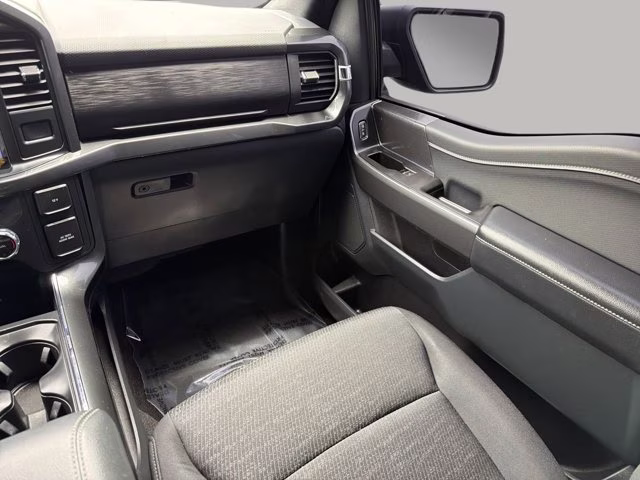 2022 Blue Metallic Ford F-150 XLT 4X4 Truck