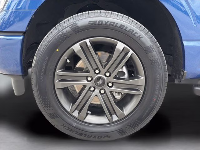 2022 Blue Metallic Ford F-150 XLT 4X4 Truck