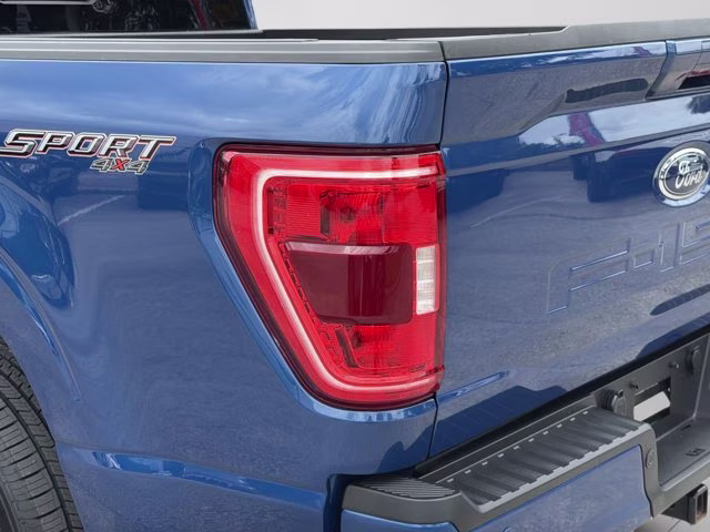 2022 Blue Metallic Ford F-150 XLT 4X4 Truck