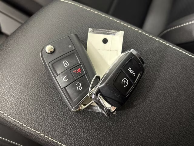2021 Atlantic Blue Metallic Volkswagen Tiguan 2.0T SE AWD SUV