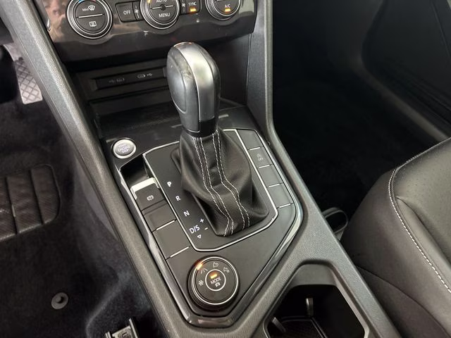 2021 Atlantic Blue Metallic Volkswagen Tiguan 2.0T SE AWD SUV