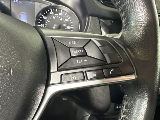 2019 Magnetic Black Pearl Nissan Rogue Sport SV FWD SUV