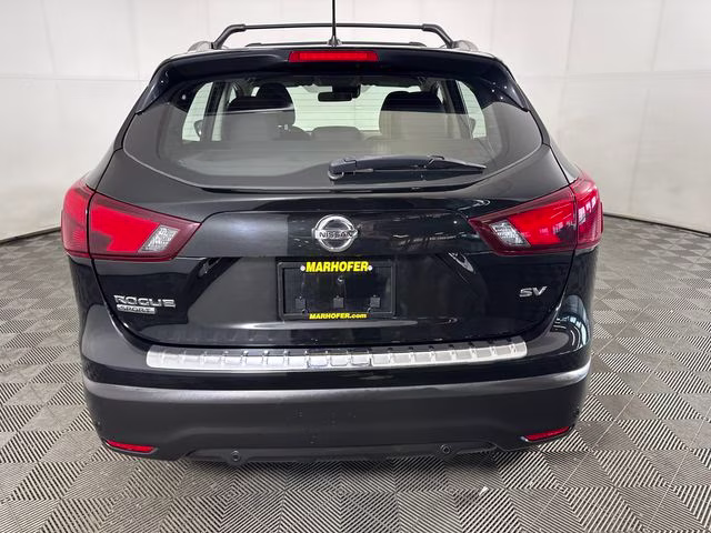 2019 Magnetic Black Pearl Nissan Rogue Sport SV FWD SUV