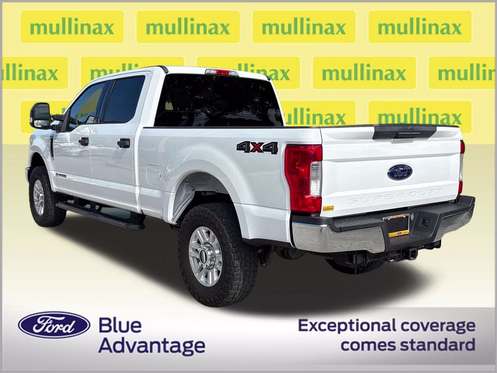 2019 Oxford White Ford Super Duty F-250 SRW XLT 4X4 Truck