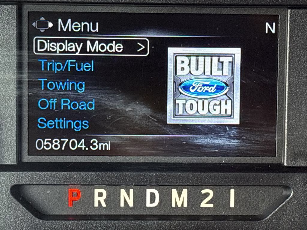 2019 Oxford White Ford Super Duty F-250 SRW XLT 4X4 Truck
