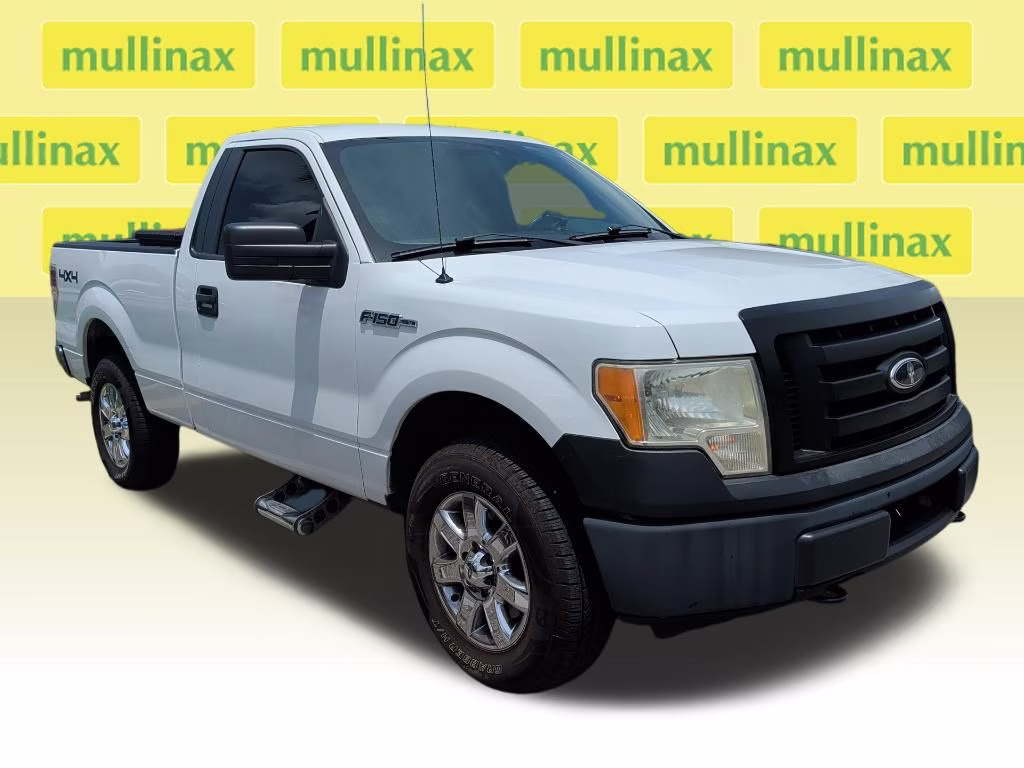 2012 Oxford White Ford F-150 XL 4X4 Truck
