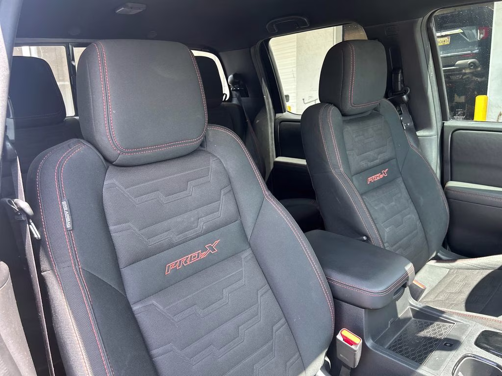 2022 Super Black Nissan Frontier PRO-X RWD Truck