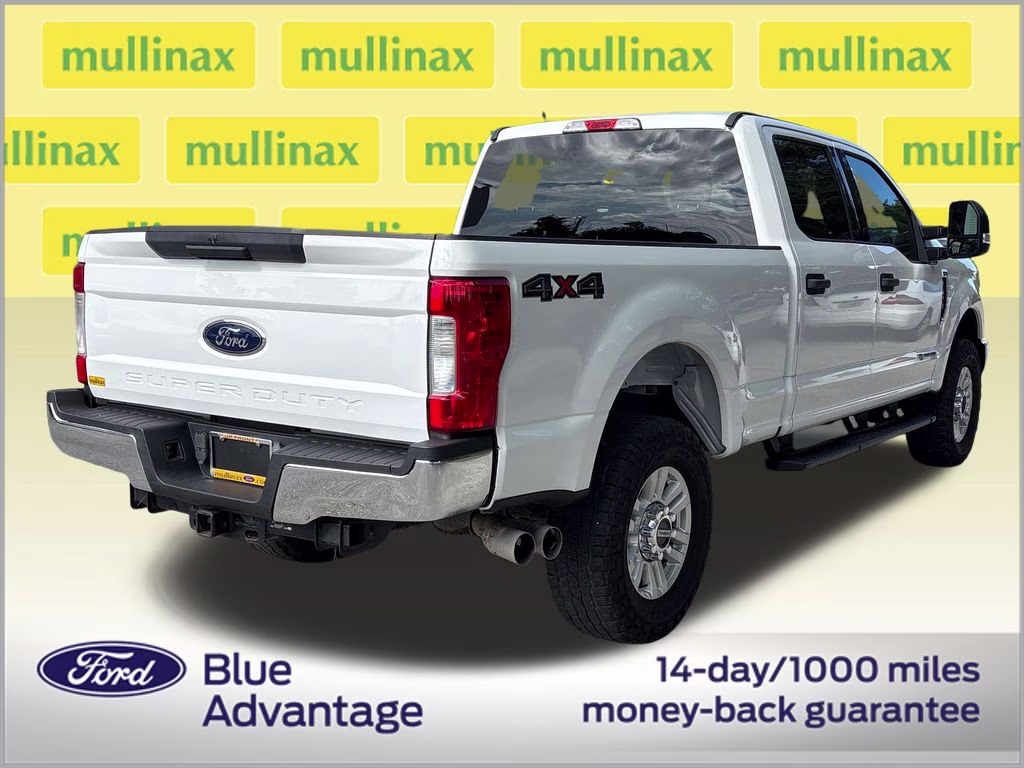 2019 Oxford White Ford Super Duty F-250 SRW XLT 4X4 Truck