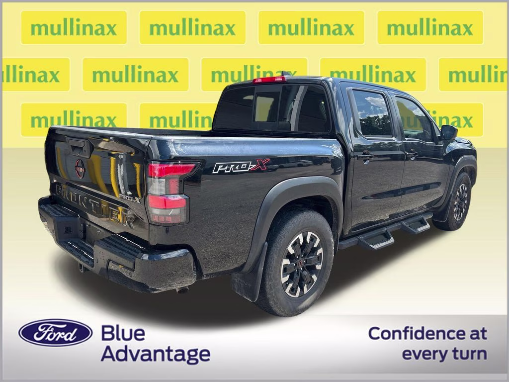 2022 Super Black Nissan Frontier PRO-X RWD Truck
