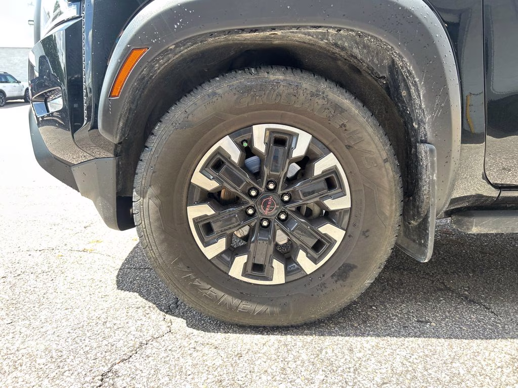 2022 Super Black Nissan Frontier PRO-X RWD Truck