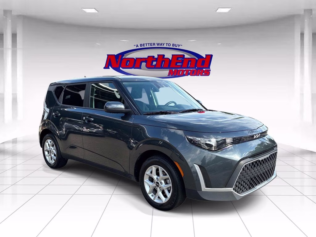 2025 Gray Kia Soul LX FWD Hatchback
