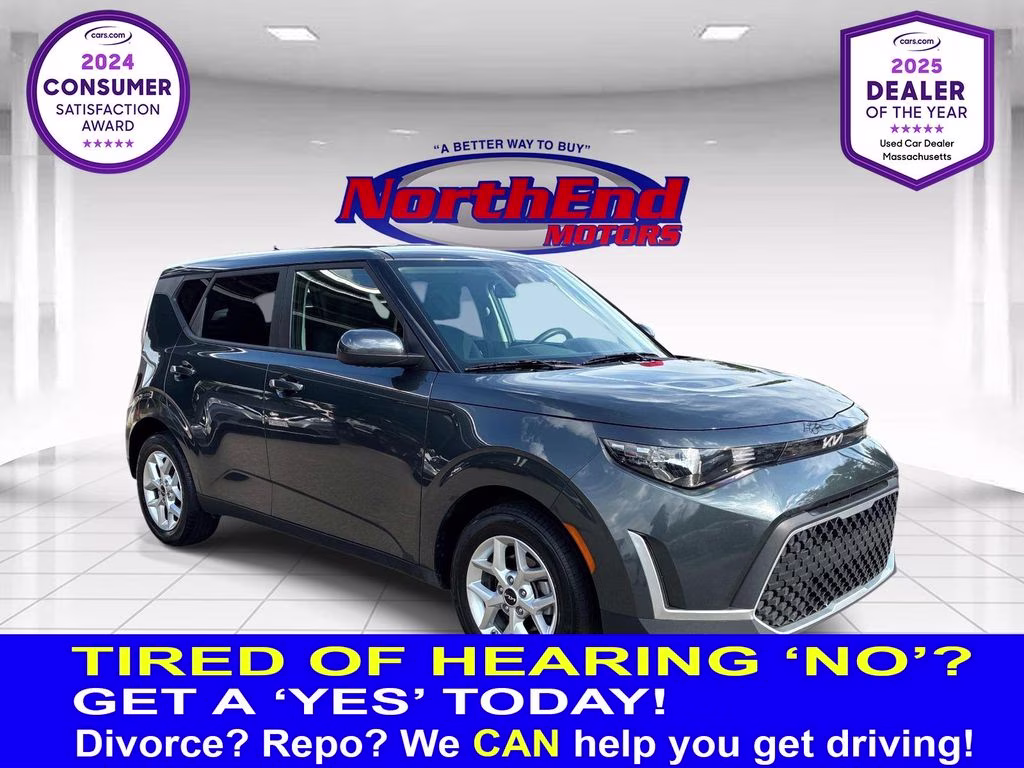 2025 Gray Kia Soul LX FWD Hatchback