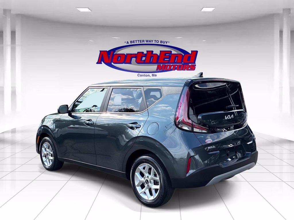 2025 Gray Kia Soul LX FWD Hatchback