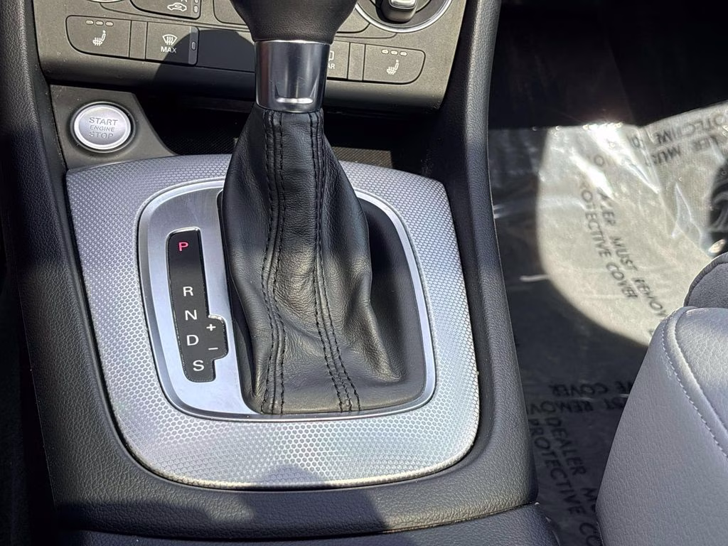 2018 Glacier White Audi Q3 2.0T Premium Plus AWD SUV