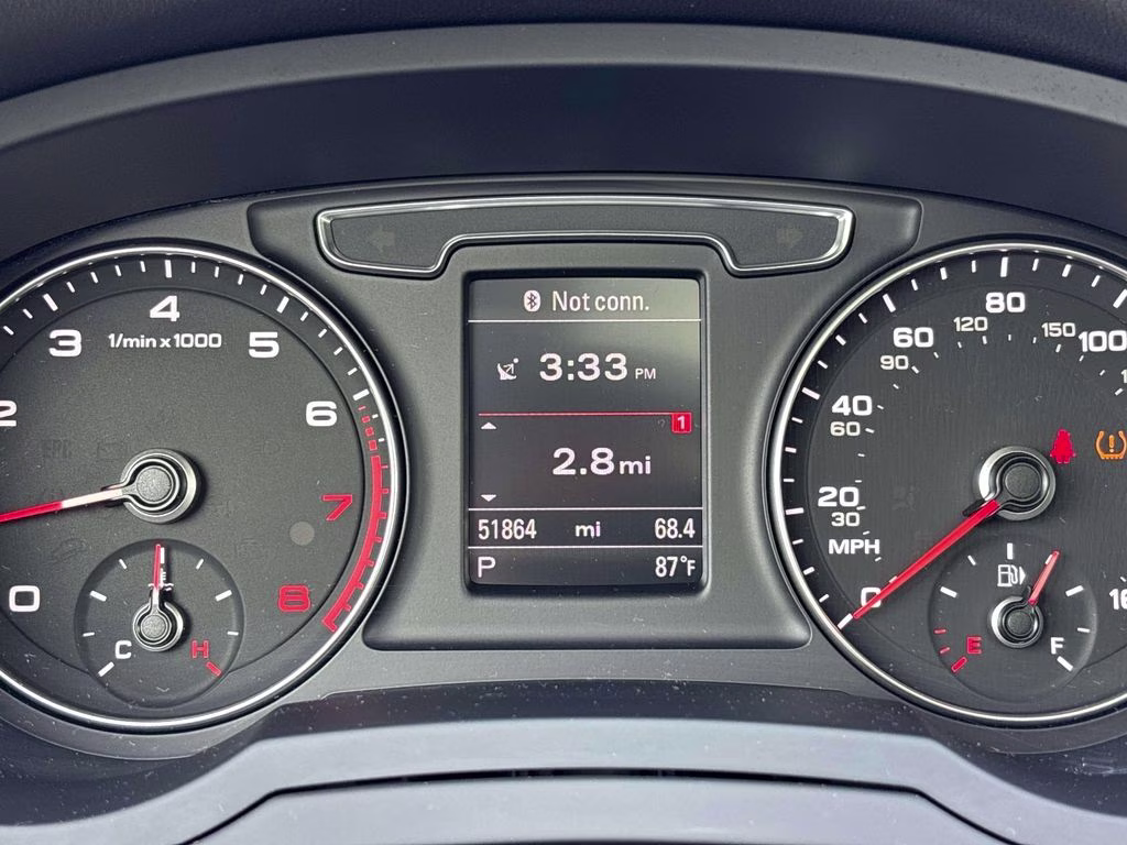 2018 Glacier White Audi Q3 2.0T Premium Plus AWD SUV