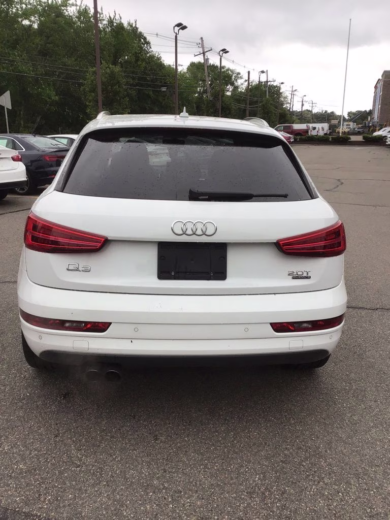 2018 Glacier White Audi Q3 2.0T Premium Plus AWD SUV