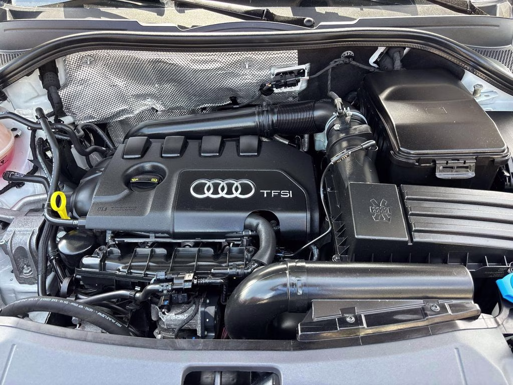 2018 Glacier White Audi Q3 2.0T Premium Plus AWD SUV