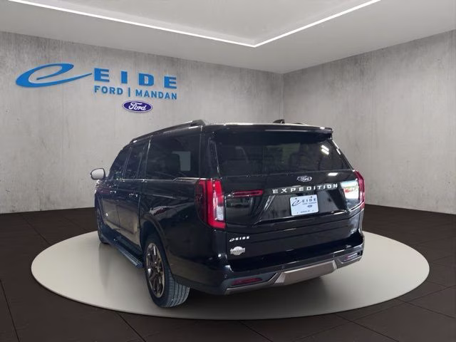 2026 Agate Black Metallic Ford Expedition Max King Ranch 4X4 SUV