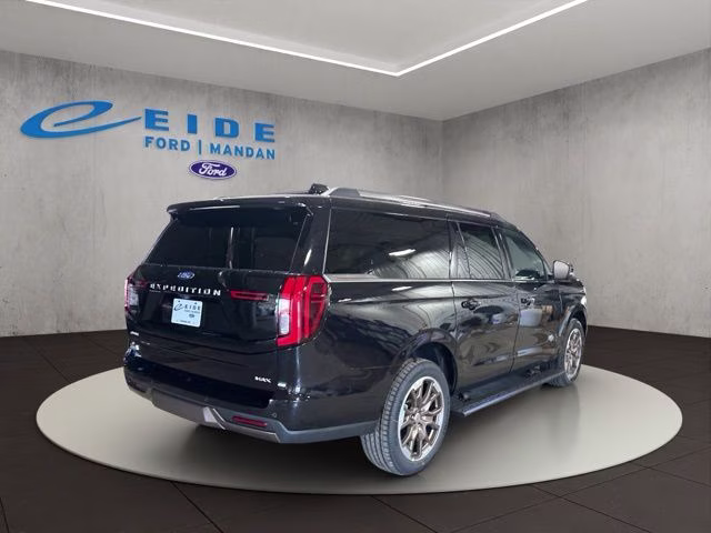 2026 Agate Black Metallic Ford Expedition Max King Ranch 4X4 SUV