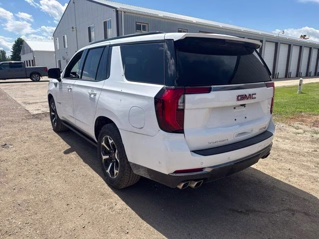 2025 White GMC Yukon AT4 4X4 SUV