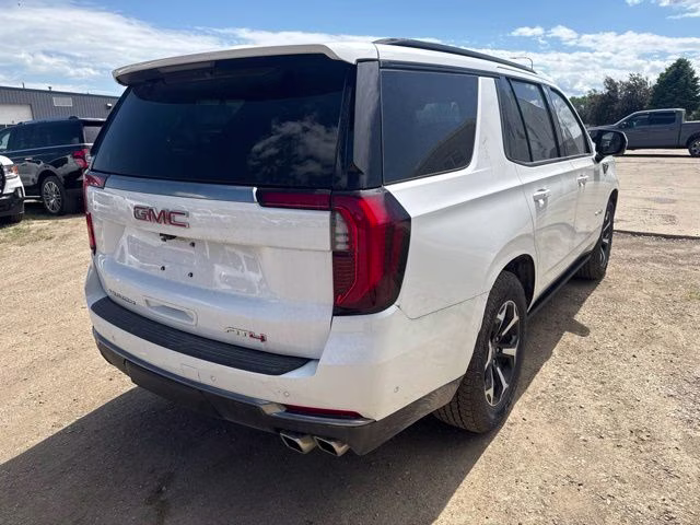 2025 White GMC Yukon AT4 4X4 SUV