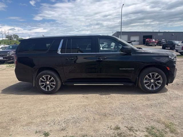 2022 Black Chevrolet Suburban LT 4X4 SUV