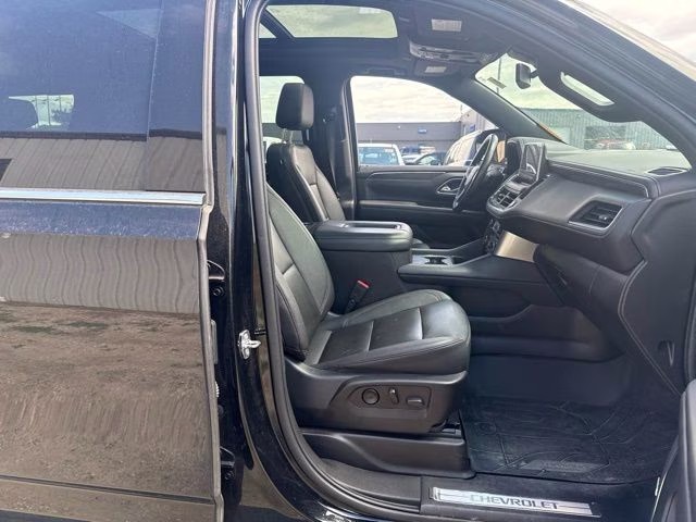2022 Black Chevrolet Suburban LT 4X4 SUV