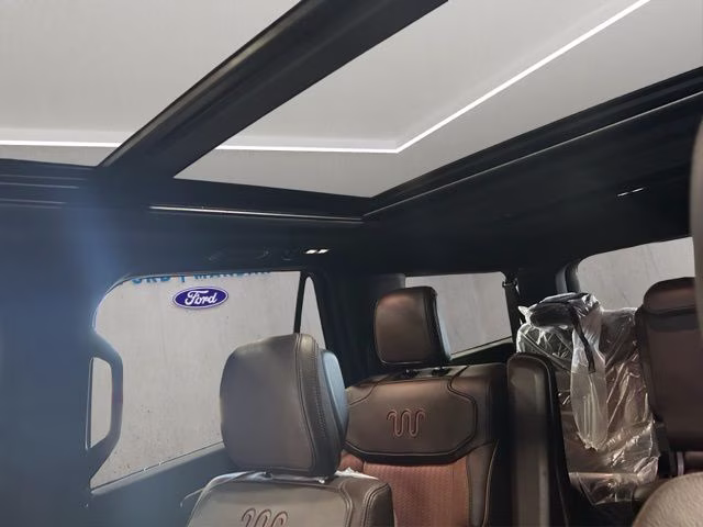 2026 Agate Black Metallic Ford Expedition Max King Ranch 4X4 SUV