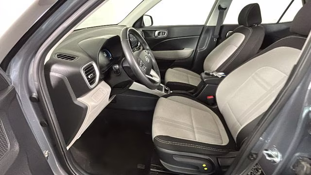 2025 Ecotronic Gray Hyundai Venue SEL FWD SUV