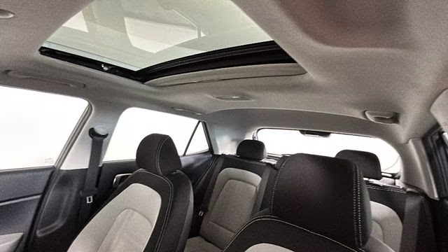 2025 Ecotronic Gray Hyundai Venue SEL FWD SUV