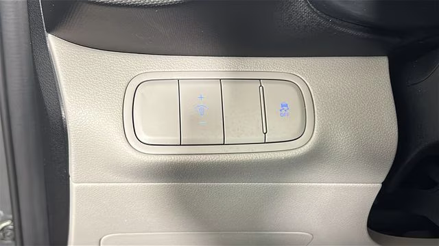 2025 Ecotronic Gray Hyundai Venue SEL FWD SUV