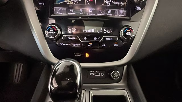 2022 Magnetic Black Pearl Nissan Murano SL AWD SUV