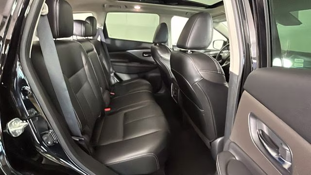 2022 Magnetic Black Pearl Nissan Murano SL AWD SUV