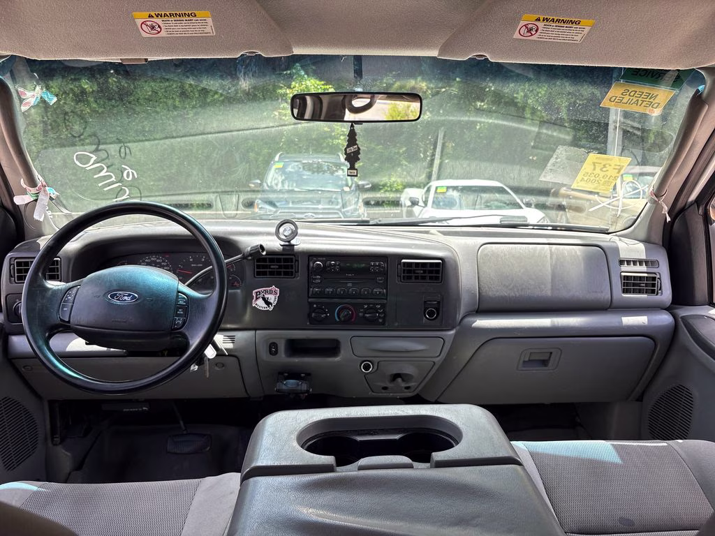2004 Oxford White Clearcoat Ford Super Duty F-550 DRW XL 4X4 Chassis