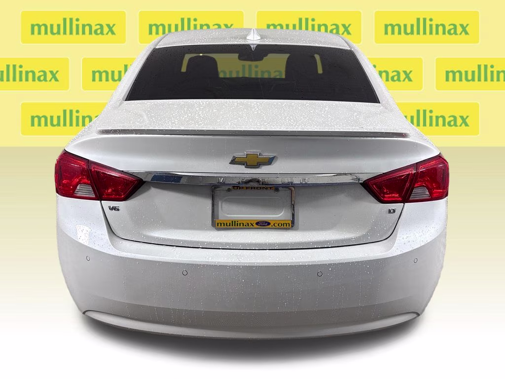 2017 Iridescent Pearl Tricoat Chevrolet Impala LT FWD Sedan