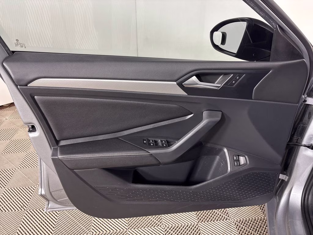 2022 Pyrite Silver Metallic Volkswagen Jetta 1.5T Sport FWD Sedan